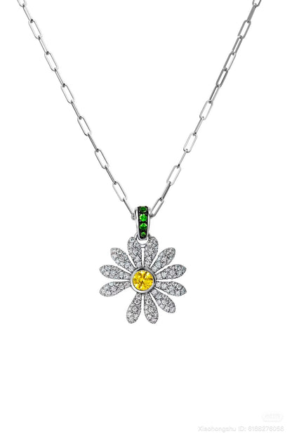 Jacob&Co G-Dragon Daisy Necklace